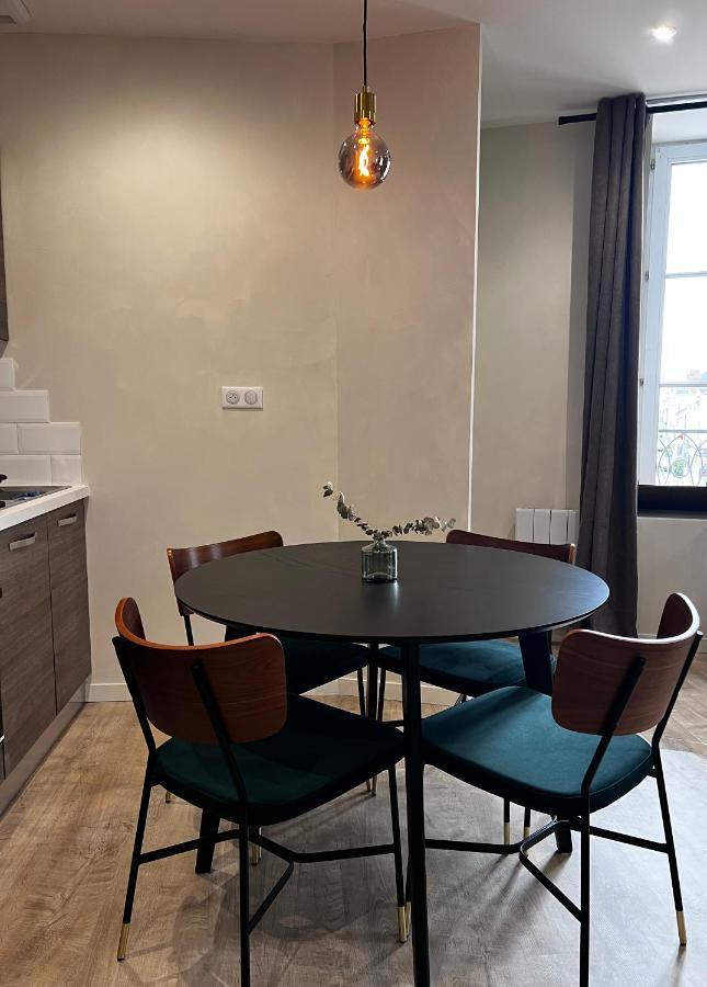 Myaka Appartement Wood Cholet Eksteriør bilde